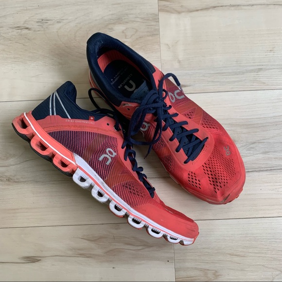 On Running Shoes - On Running Cloud Flow Sneaker Size 8